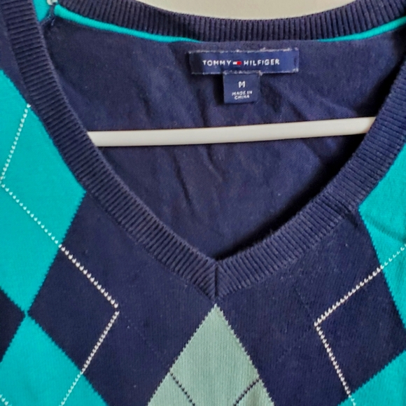 Sweater - Picture 1 of 4